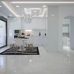 6 Bed - Sleeps 15 - Pets - Pool - Jacuzzi * Mesongí