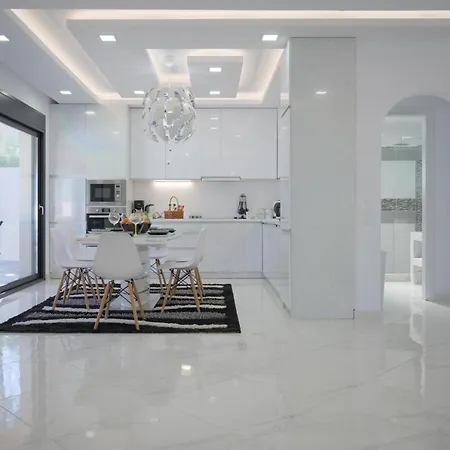 Diamond Luxury Corfu 6 Bedroom Luxury * Mesongi