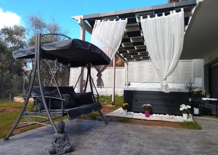 וילה 6 Bed - Sleeps 15 - Pets - Pool - Jacuzzi מסונגי